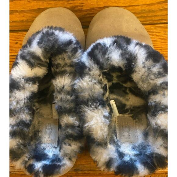 UGG CLUGGETTE LEOPARD SUEDE SHEEPSKIN SLIPPERS Women’s 8 Gray - Picture 7 of 10